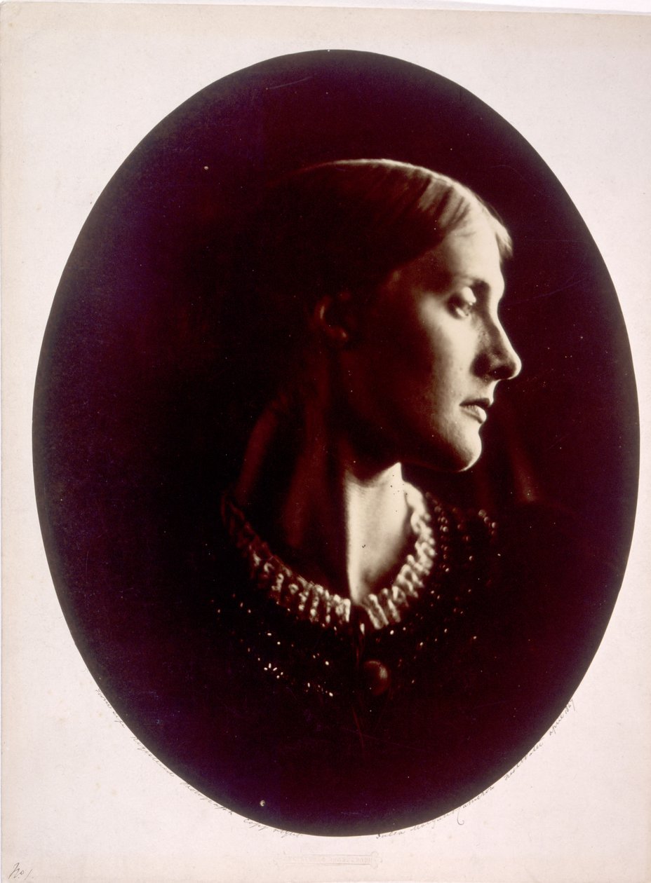 Julia Jackson di profilo da Julia Margaret Cameron