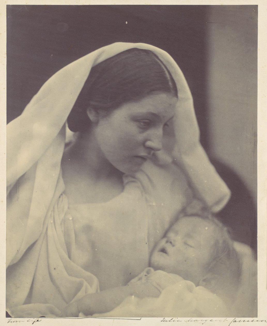 La Madonna Riposata da Julia Margaret Cameron