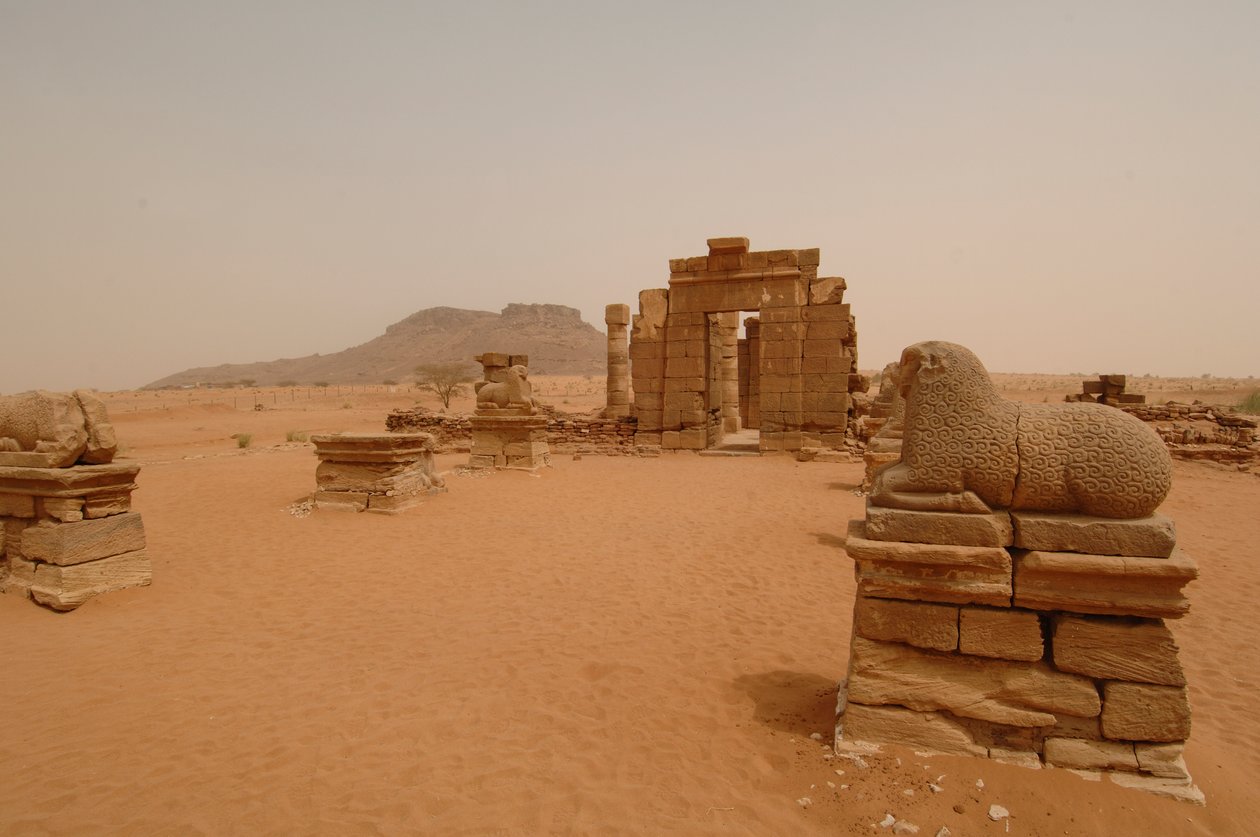 Sito di Naga, Naqa, Alta Nubia, Nubiano, antico centro, Periodo Meroitico da Kenneth Garrett