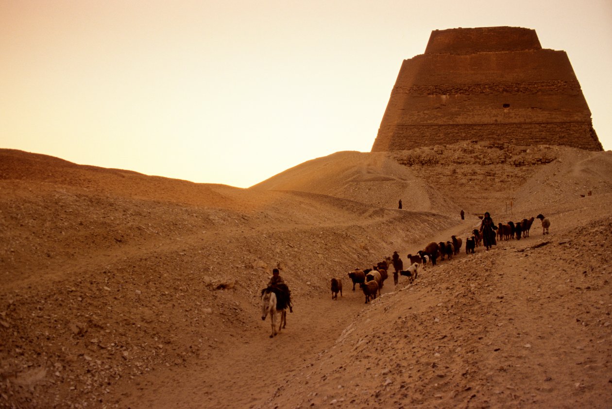 Piramide di Meidum, Antico Regno d