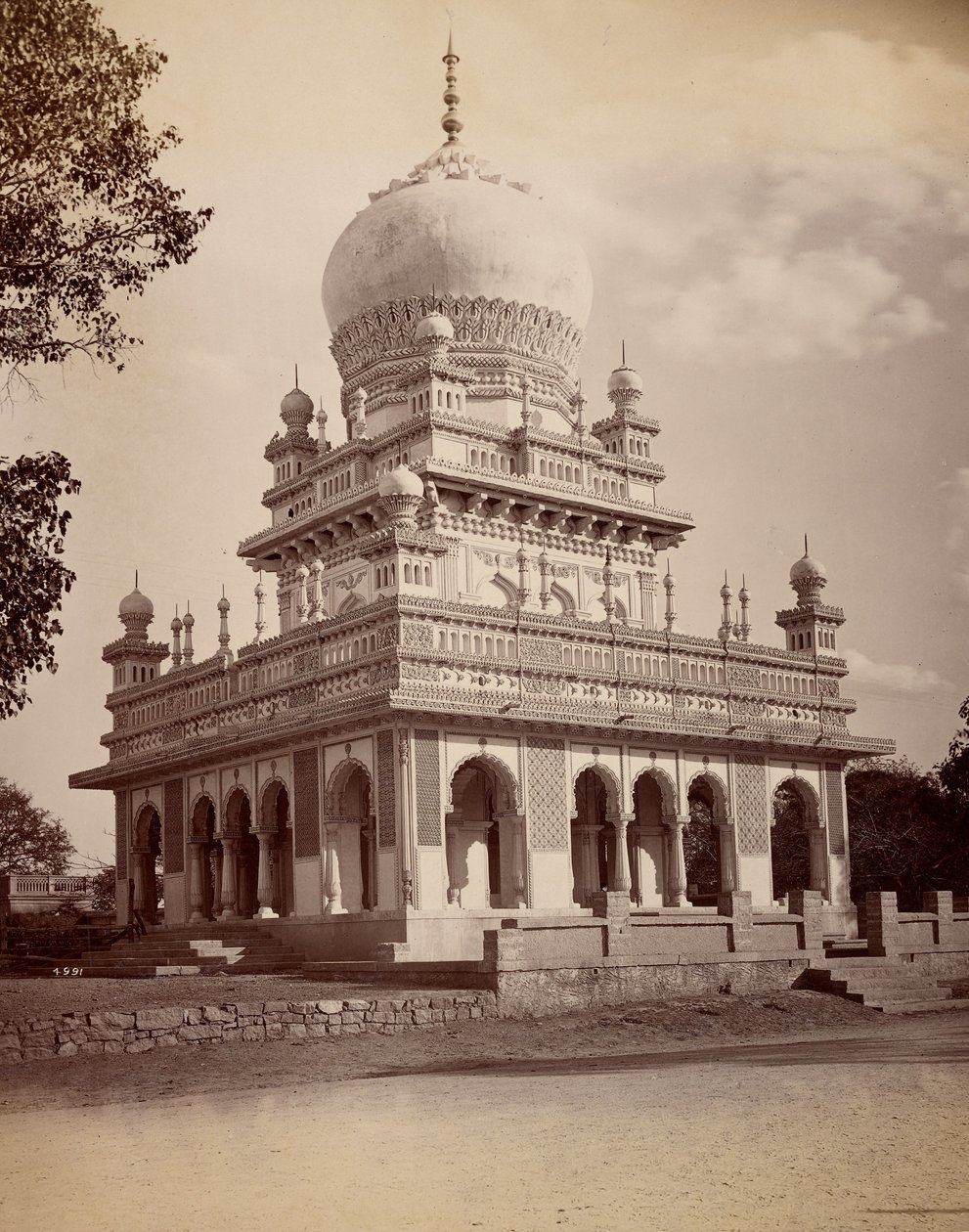 Tomba a Secunderabad da Lala Deen Dayal