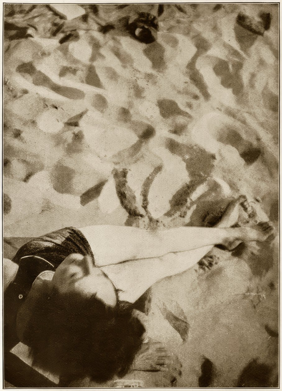 Sole di giugno da Laszlo Moholy Nagy