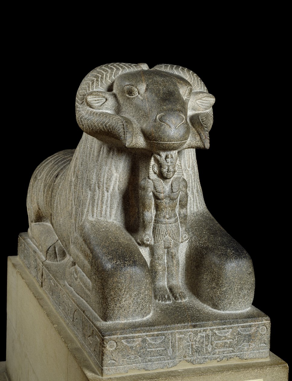 Statua del montone di Amun da Late Period Egyptian