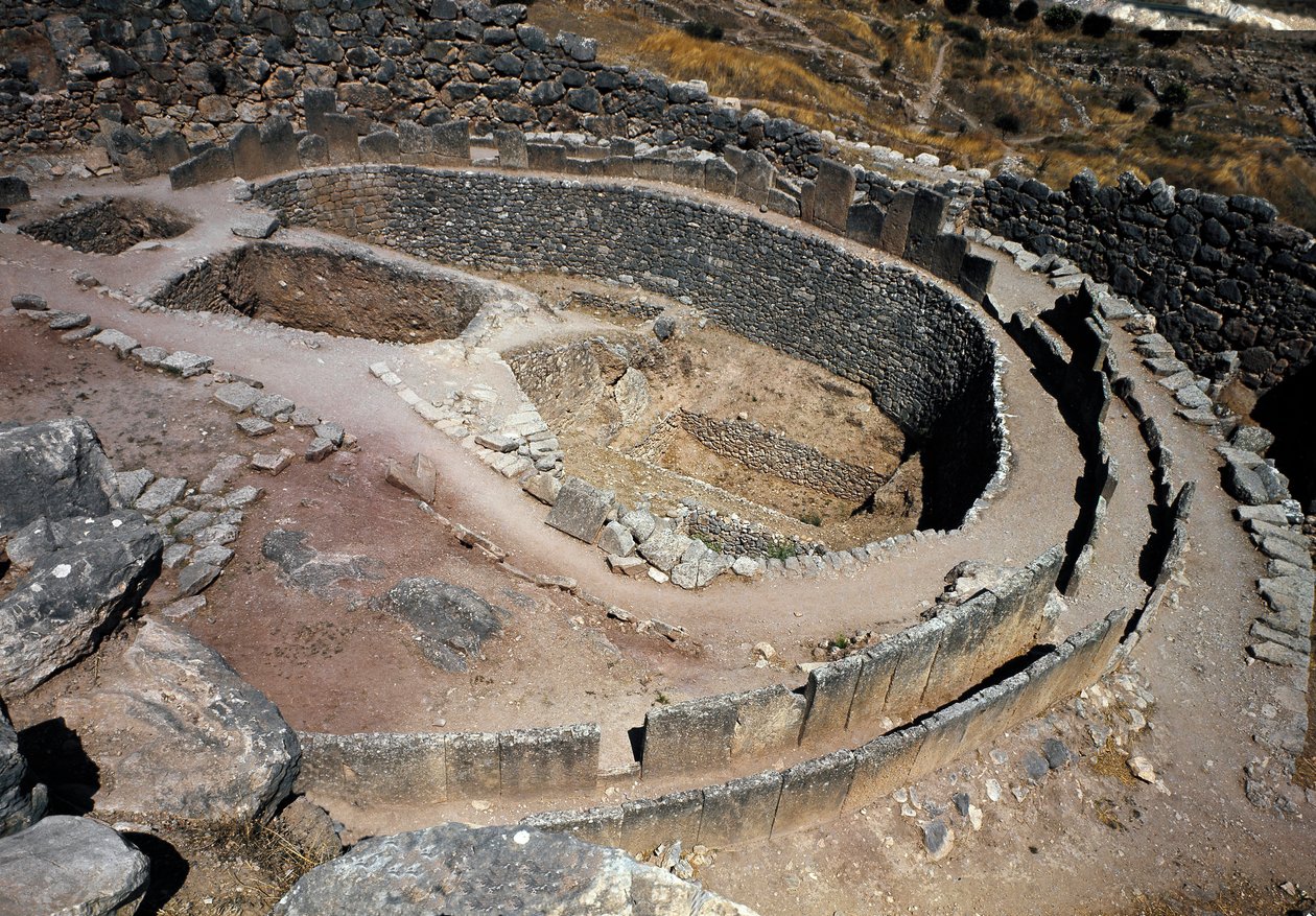 Veduta aerea del primo cerchio di tombe (cimitero reale) scoperto dall