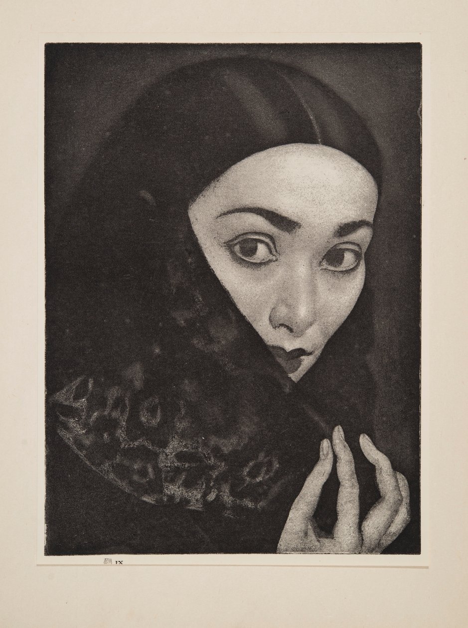 Signora con uno scialle, pub. 1926 da Laura Knight