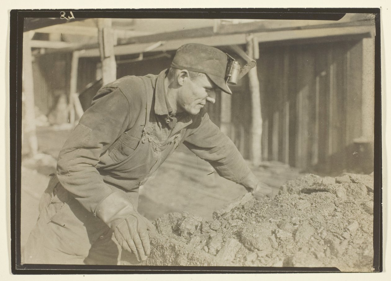 Frenatore su treno a carbone, Pennsylvania da Lewis Wickes Hine