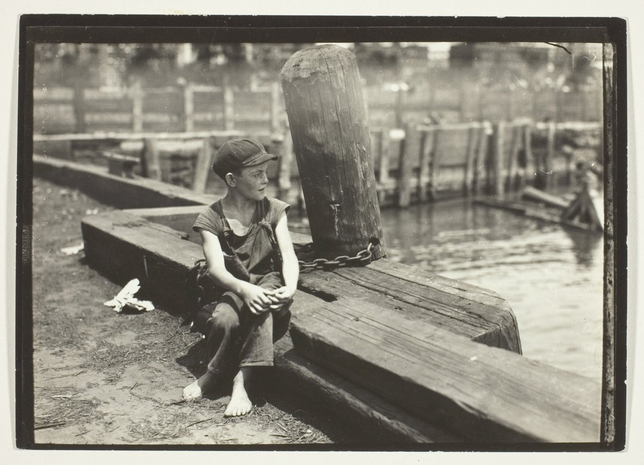 Giù al molo, New York da Lewis Wickes Hine