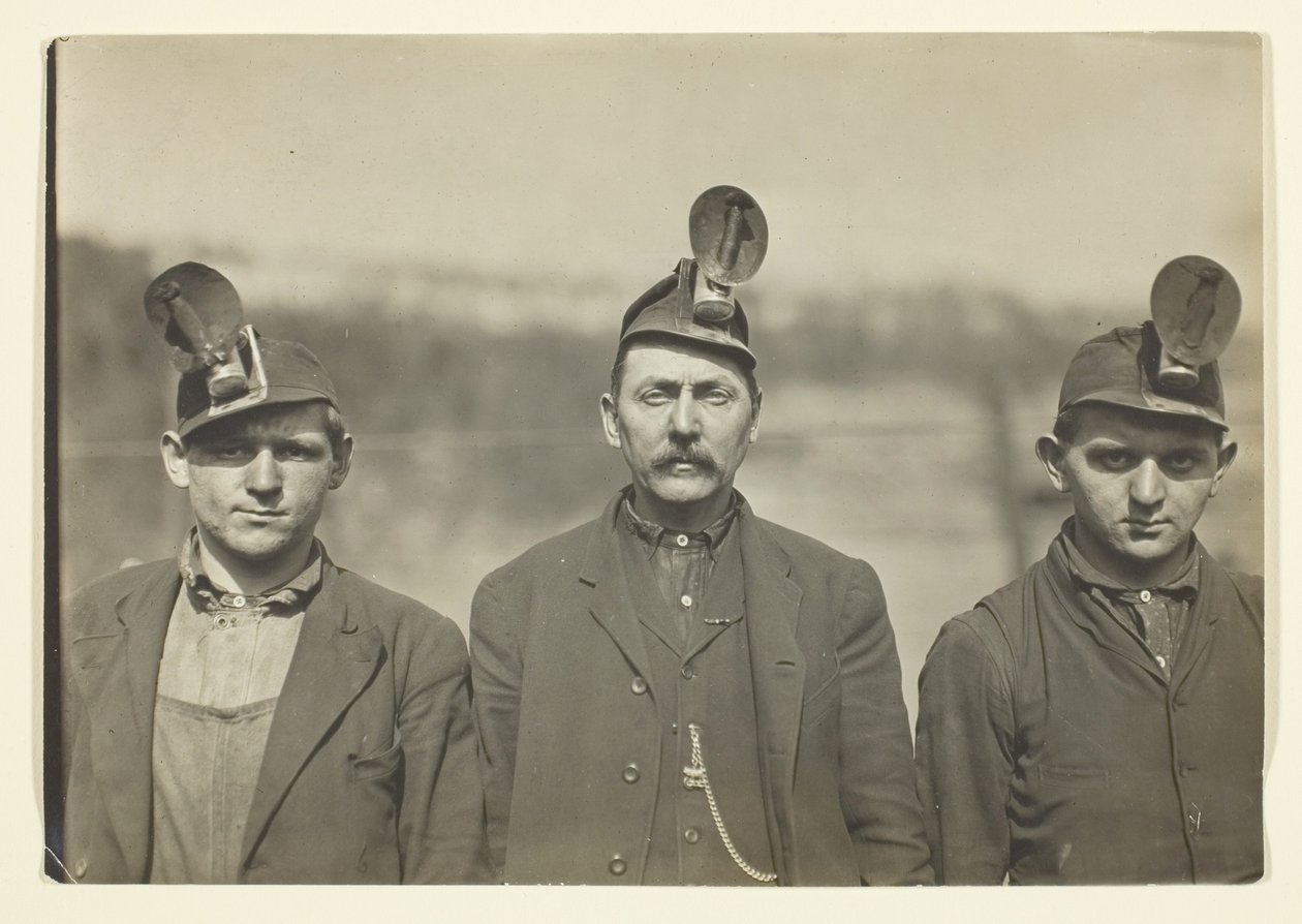 Anziani, minatori della Pennsylvania (West Virginia) da Lewis Wickes Hine