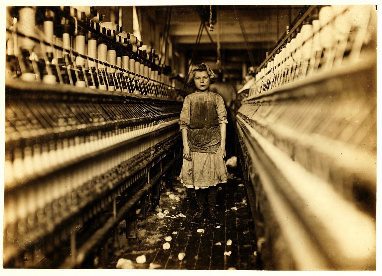 Filatrice, Globe Cotton Mill, Augusta, Georgia, 1909 da Lewis Wickes Hine