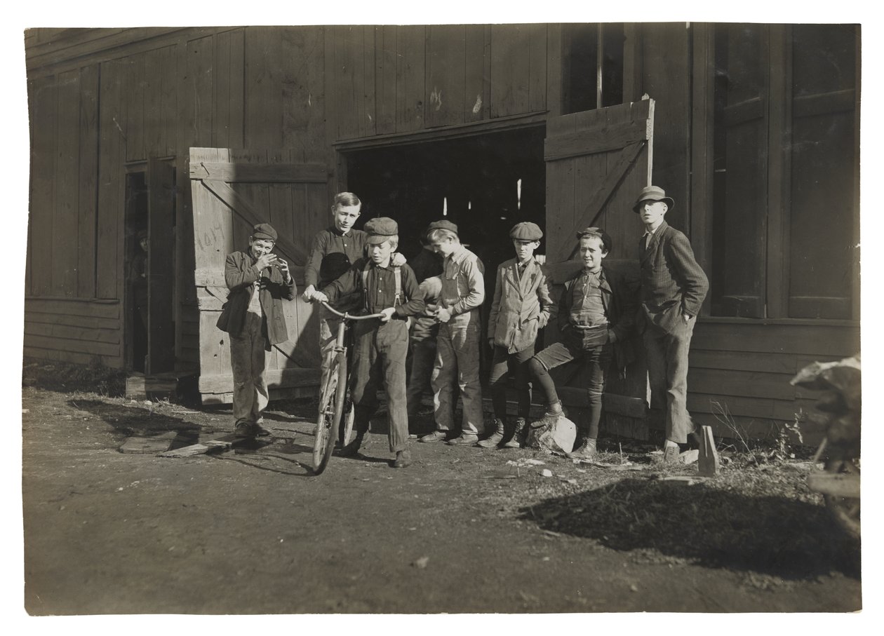 Fabbrica di bottiglie di Woodbury da Lewis Wickes Hine