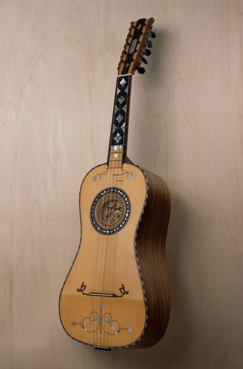 Chitarra battente, strumento musicale costruito nella bottega del liutaio Pasquale Scala a Praiano, Campania. Italia, XX secolo da Unbekannt Unbekannt
