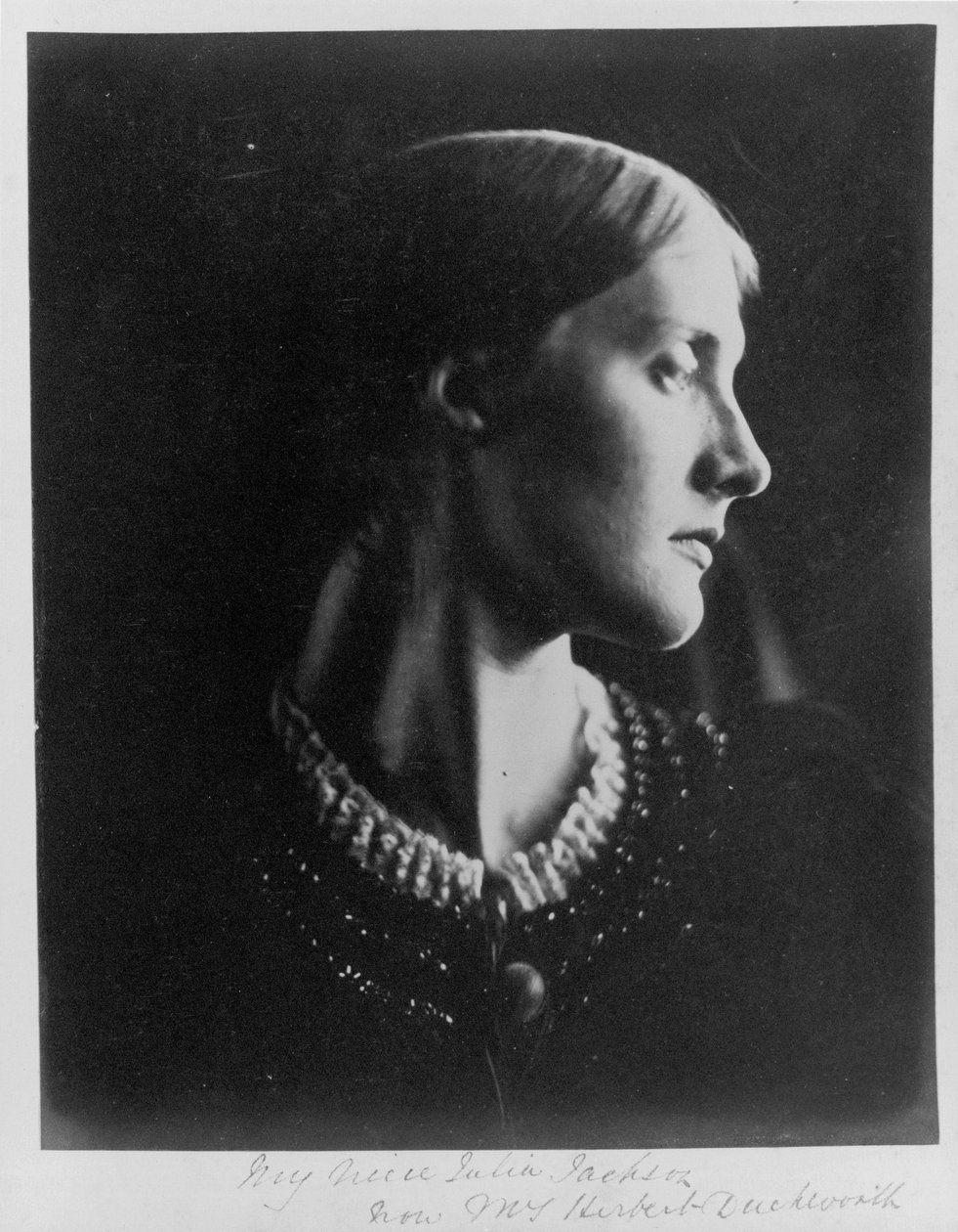 Julia mia nipote ora Mrs Duckworth, aprile 1867 da Unbekannt Unbekannt