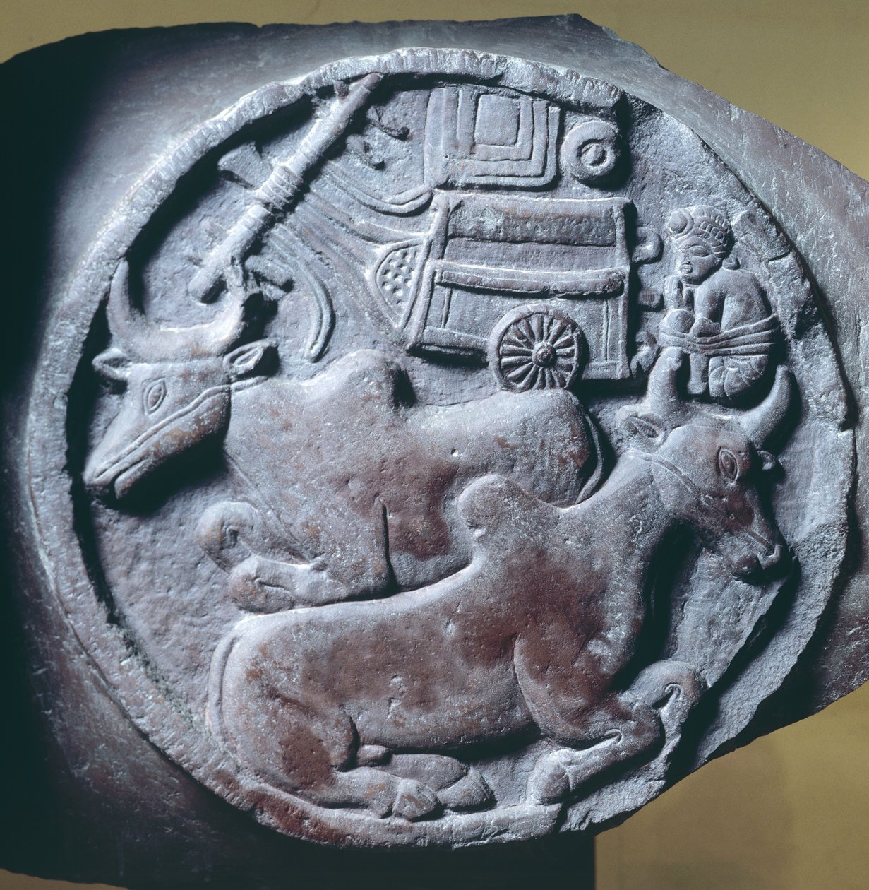Medaglione decorato in rilievo dalla balaustra dello Stupa di Bharhut, monumento buddista, Madhya Pradesh, India, Civiltà Indiana, II secolo a.C. da Unbekannt Unbekannt