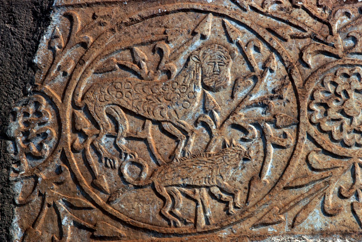 Rilievo in pietra raffigurante animali fantastici, chiesa della Dormizione della Vergine (Panagia Skripou), Orchomenus, Beozia, Grecia, IX secolo da Unbekannt Unbekannt
