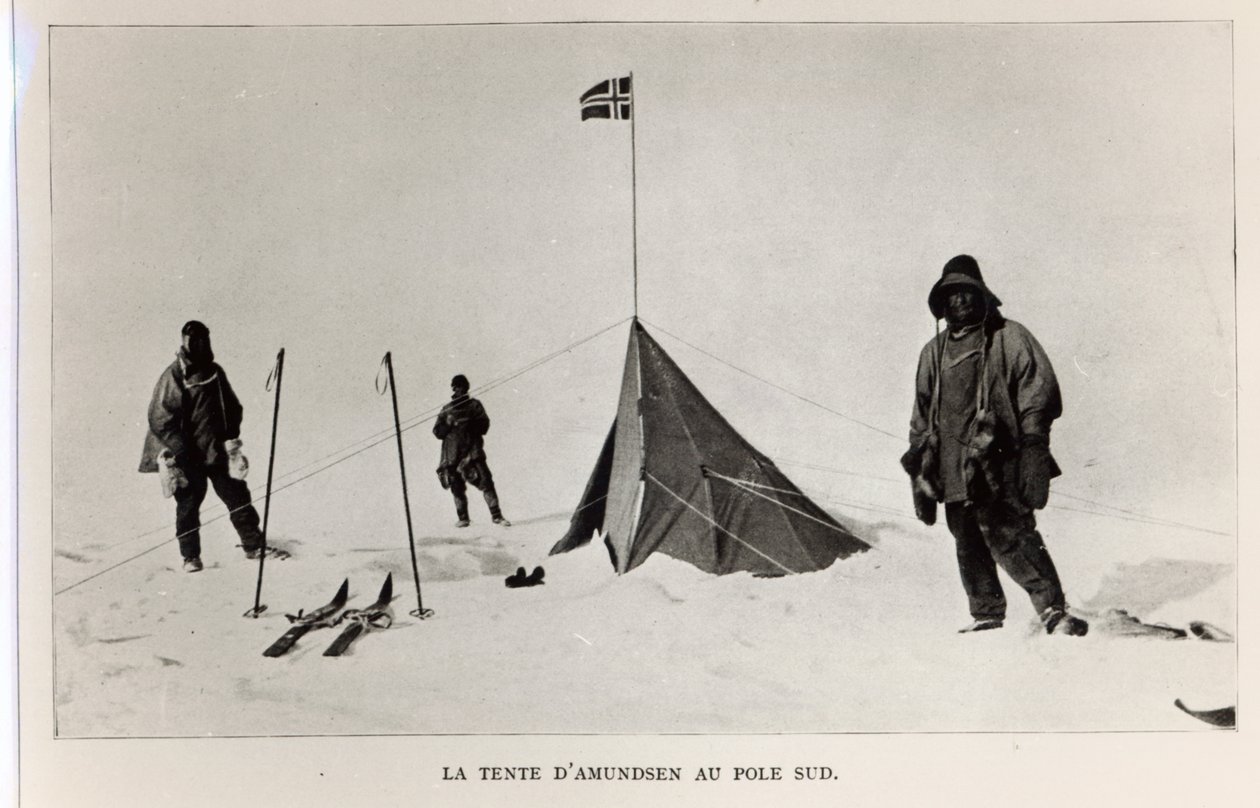Tenda lasciata al Polo Sud da Roald Amundsen nel 1911, 1912 da Lieutenant Henry Robertson Bowers