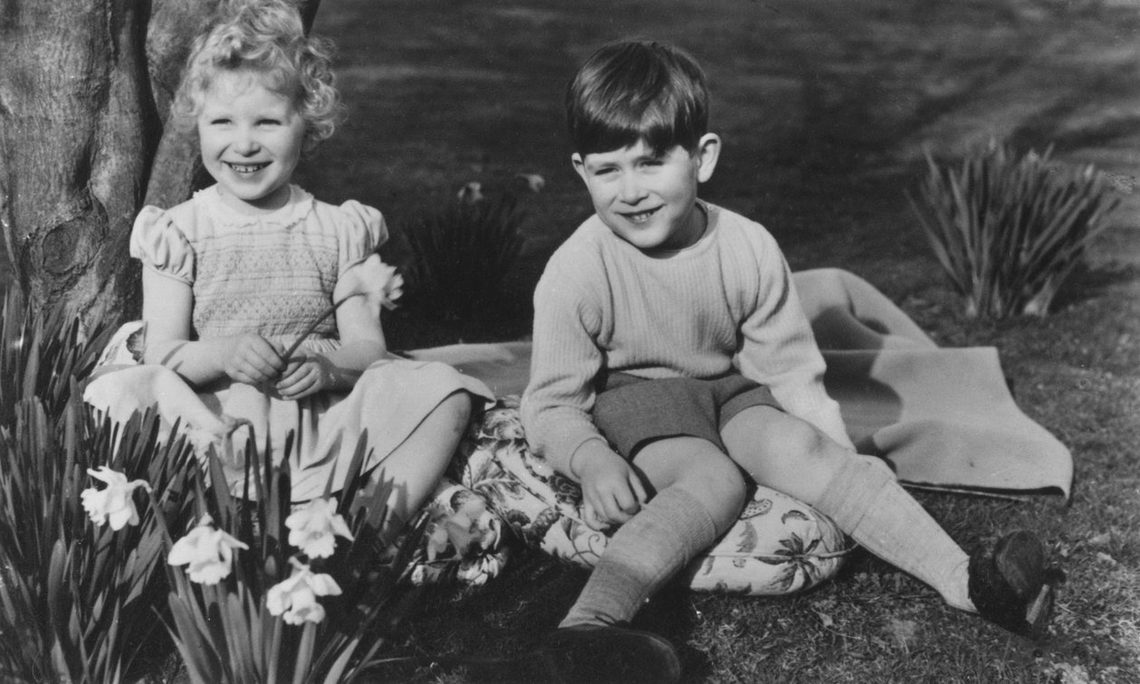 Il Principe Carlo e la Principessa Anna da bambini a Balmoral da Lisa Sheridan