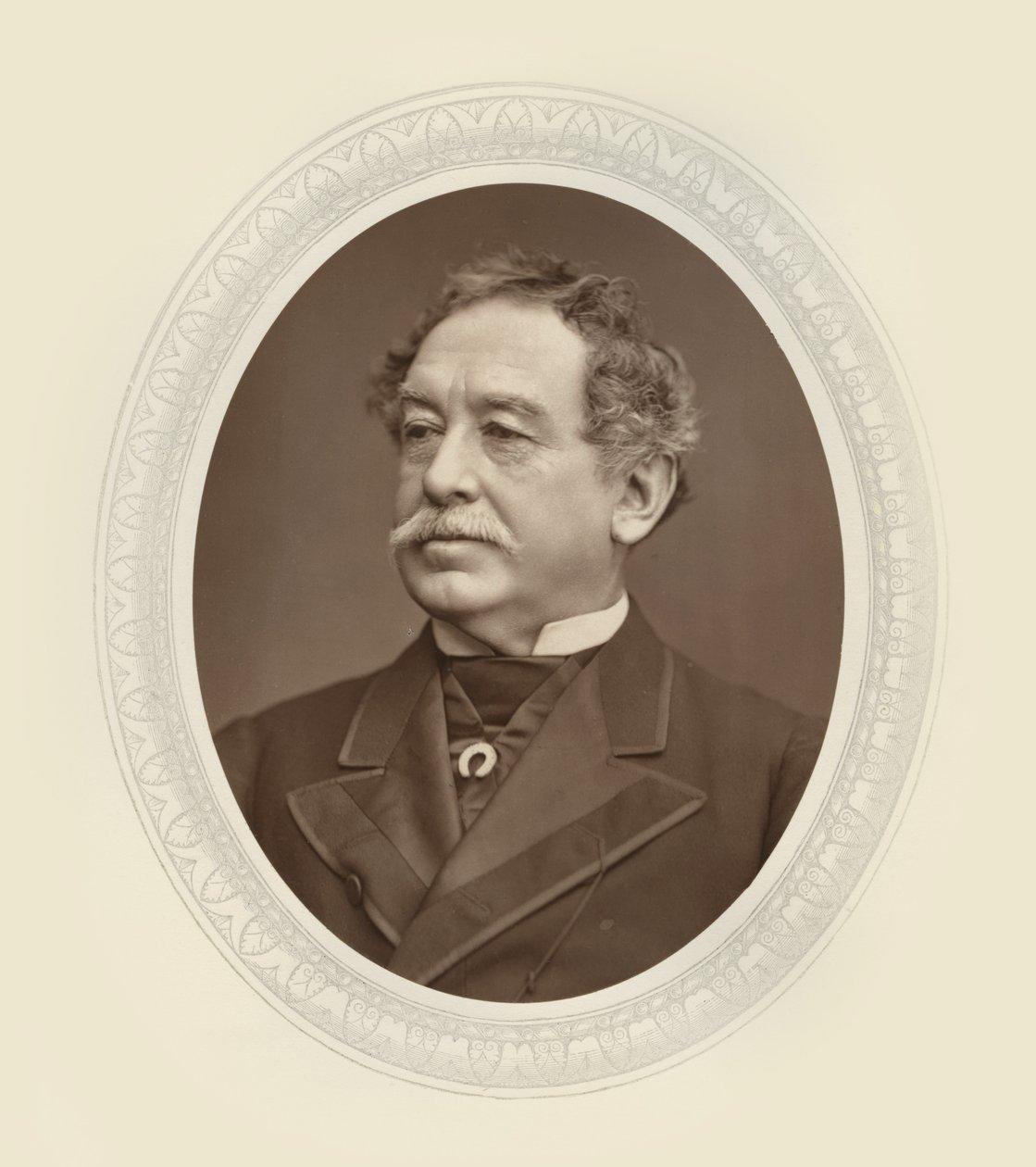 William Howard Russel da Lock and Whitfield
