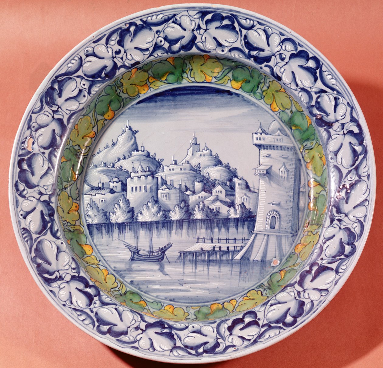 Piatto di maiolica, veneziano, c.1540 da Lodovico da Venezia