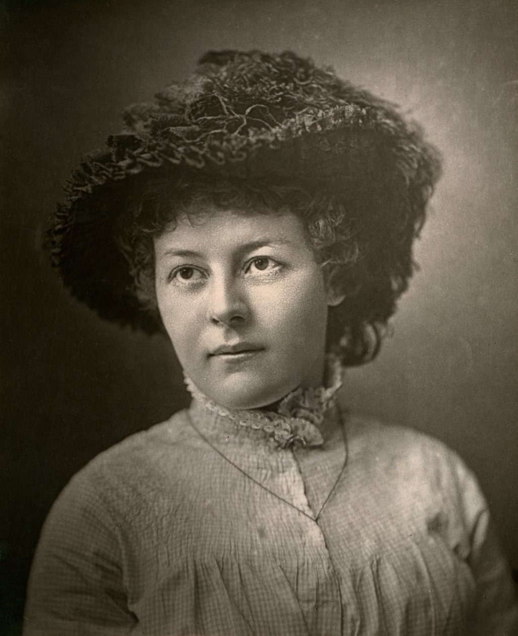 Adela Measor, attrice irlandese, 1882 da London Stereoscopic and Photographic Co