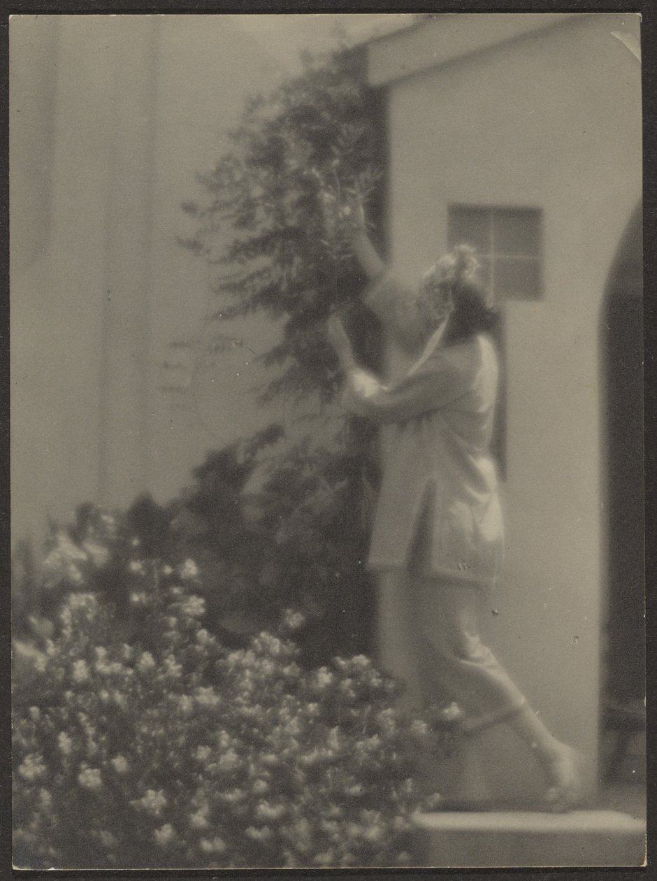 [Ballerina fuori] da Louis Fleckenstein