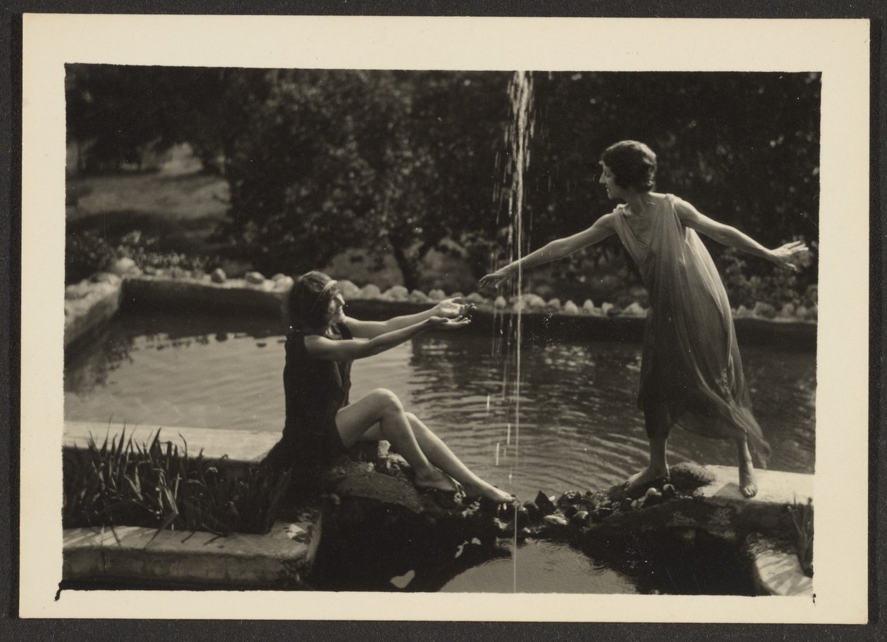 [Ballerini in piscina] da Louis Fleckenstein