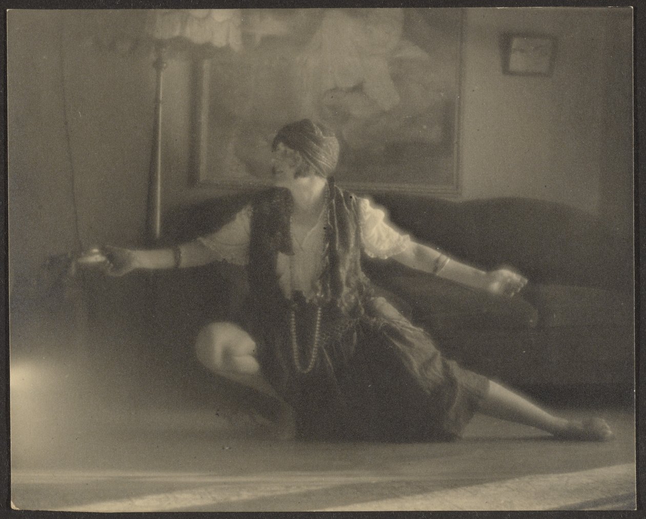 [Florence danza nel soggiorno] da Louis Fleckenstein