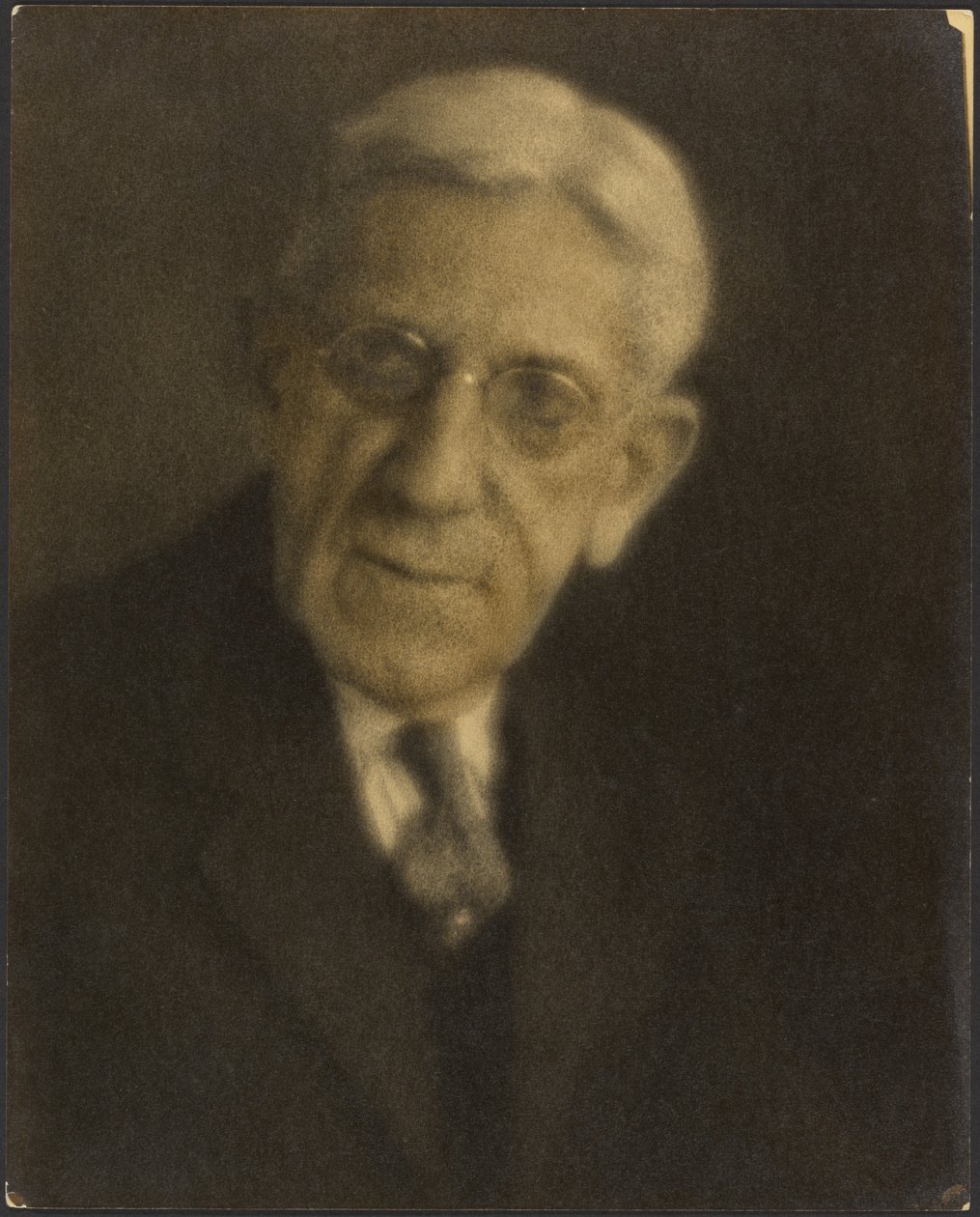 [Ritratto di un uomo con gli occhiali] da Louis Fleckenstein