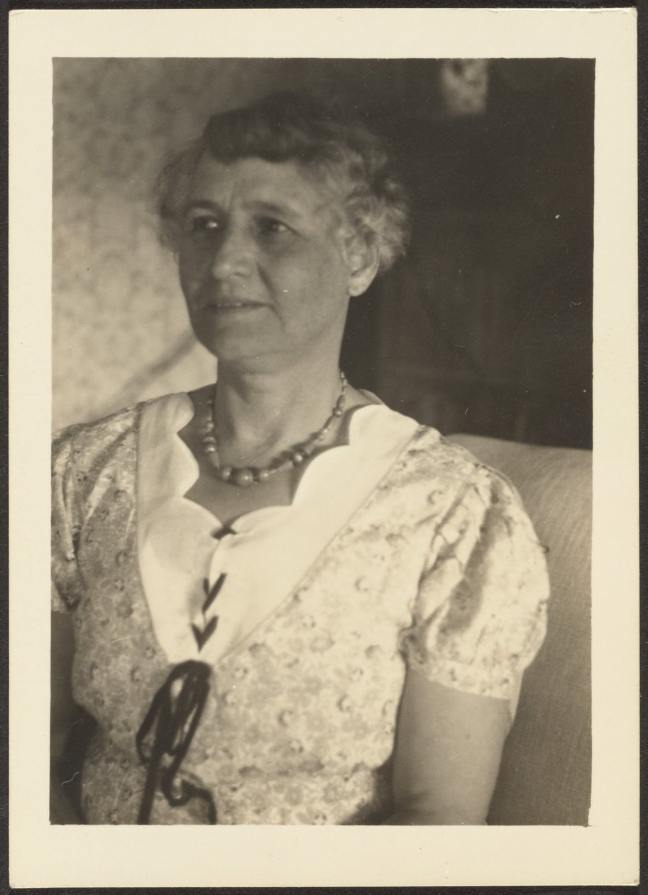 [Ritratto di donna] da Louis Fleckenstein