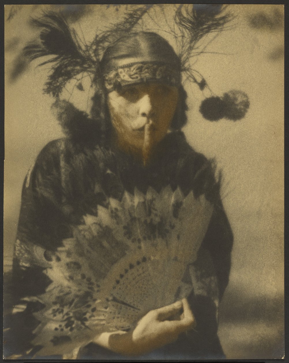 [Ritratto di una donna con un ventaglio] da Louis Fleckenstein