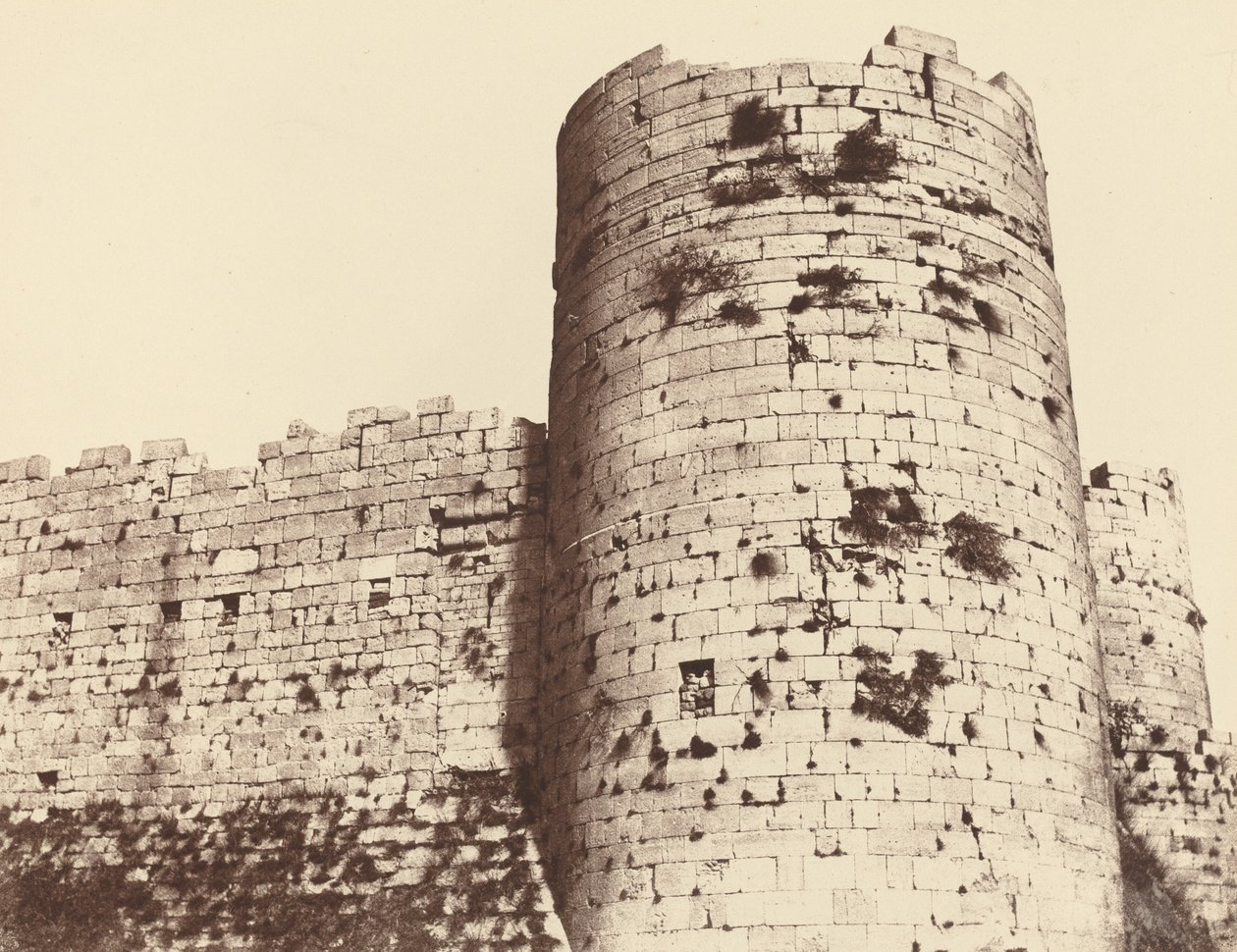 Kalaat-El-Hosn, Seconda Cinta, Esterno, Torre d