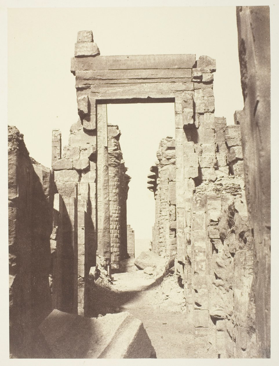 Karnac, Grande Allée du Milieu des Ruines, ingresso est da Louis de Clercq