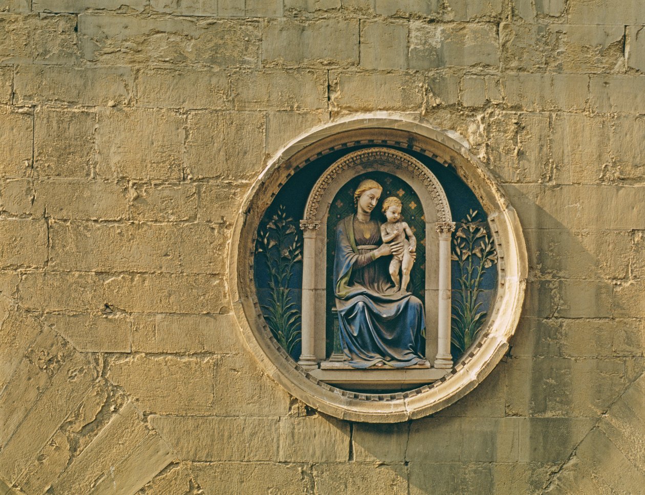 Stemma della corporazione dei medici e farmacisti da Luca Della Robbia