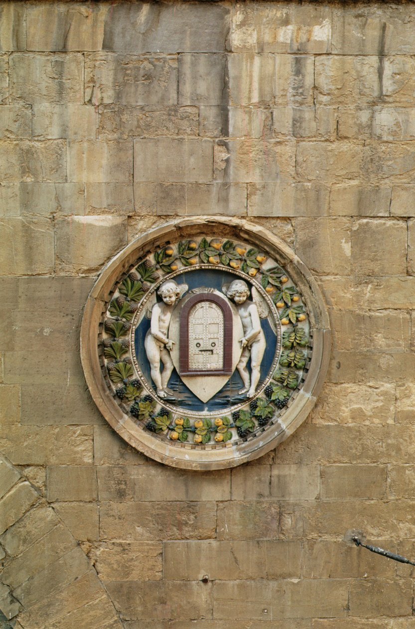 Stemma della corporazione dei tessitori di seta da Luca Della Robbia
