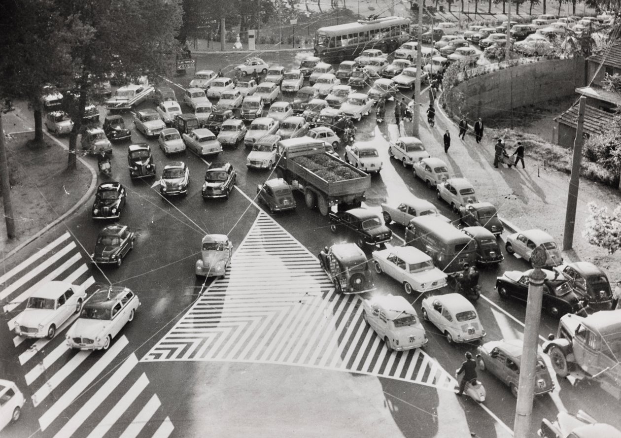 Scena di traffico in una strada di Roma da Luigi Leoni