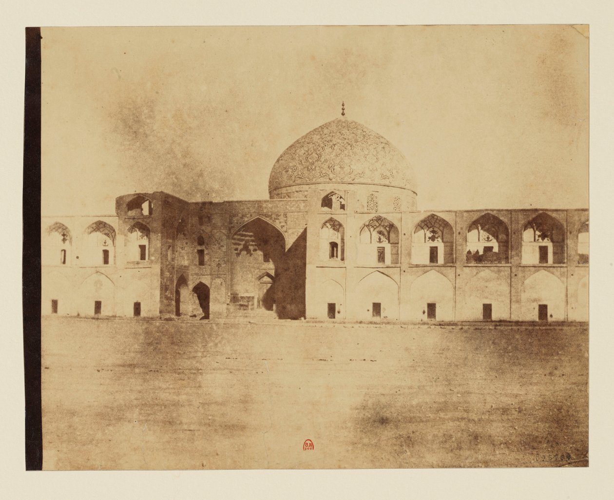 Moschea sulla grande piazza di Ispahan moschea dello sheikh Lotfollah da Luigi Pesce