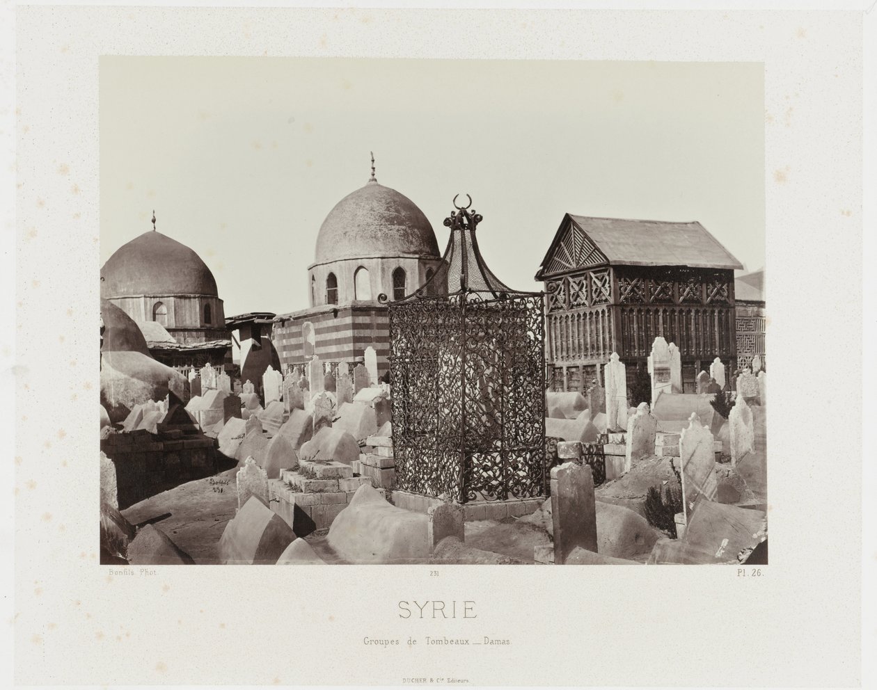 Gezicht op een begraafplaats in Damascus (Syrie/Groupes de Tombeaux - Damas) da Maison Bonfils