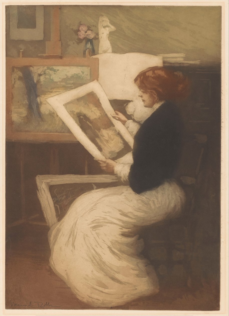 Donna che guarda una stampa da Manuel Robbe