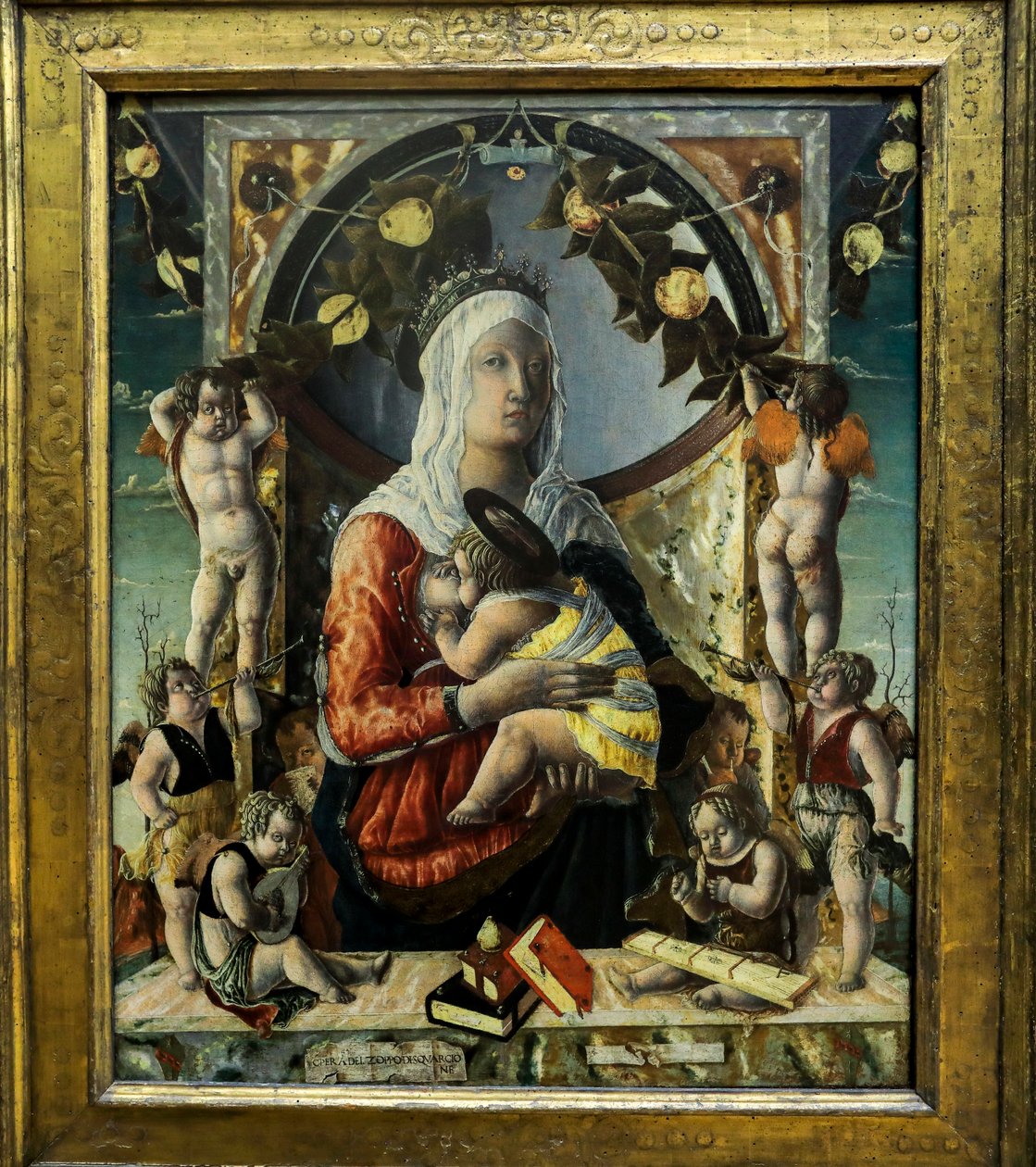 La Vergine e il Bambino con otto angeli. 1455 da Marco di Antonio di (1433 1478) Ruggero
