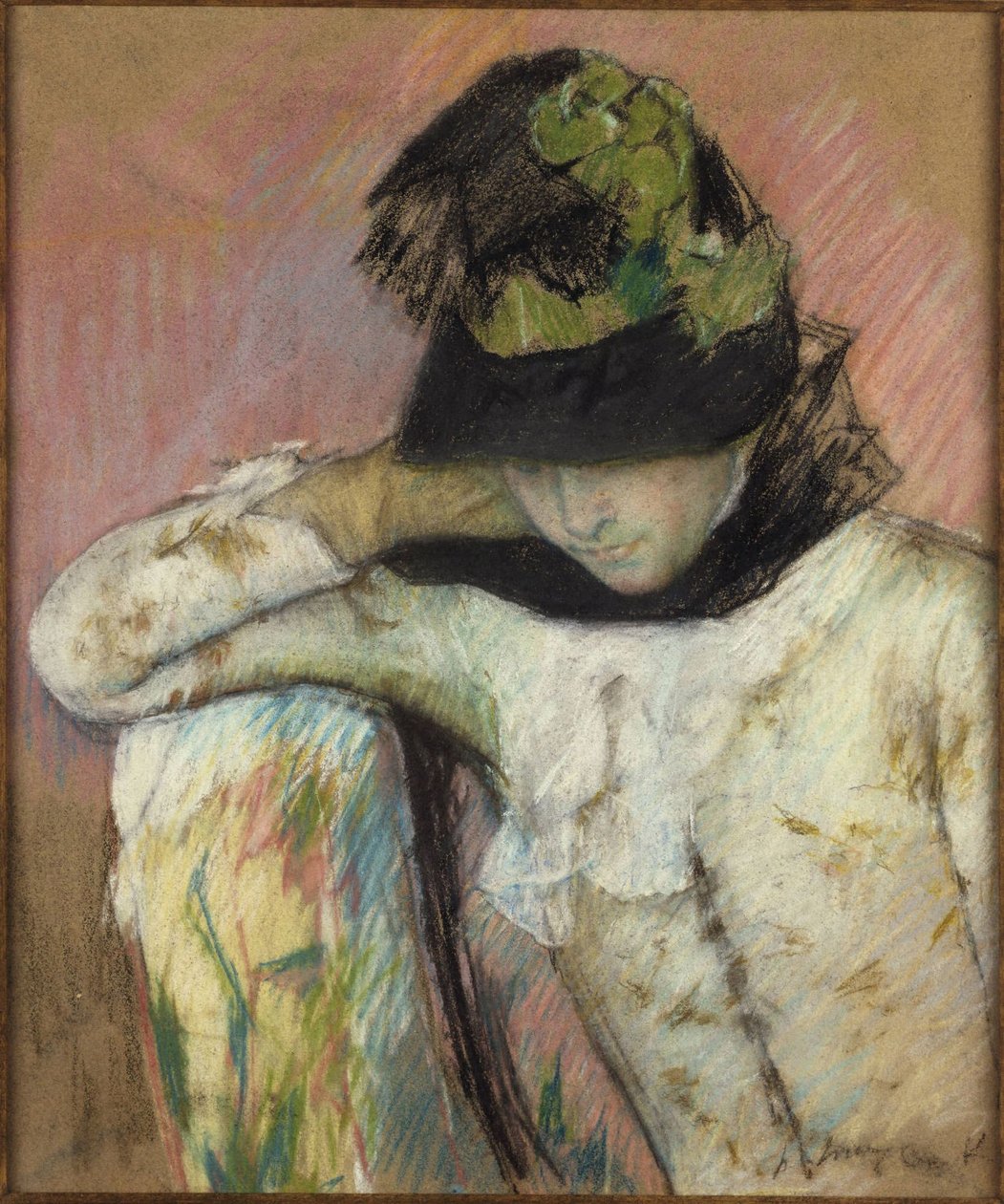 Giovane donna con un cappellino nero e verde, lo sguardo rivolto verso il basso da Mary Cassatt