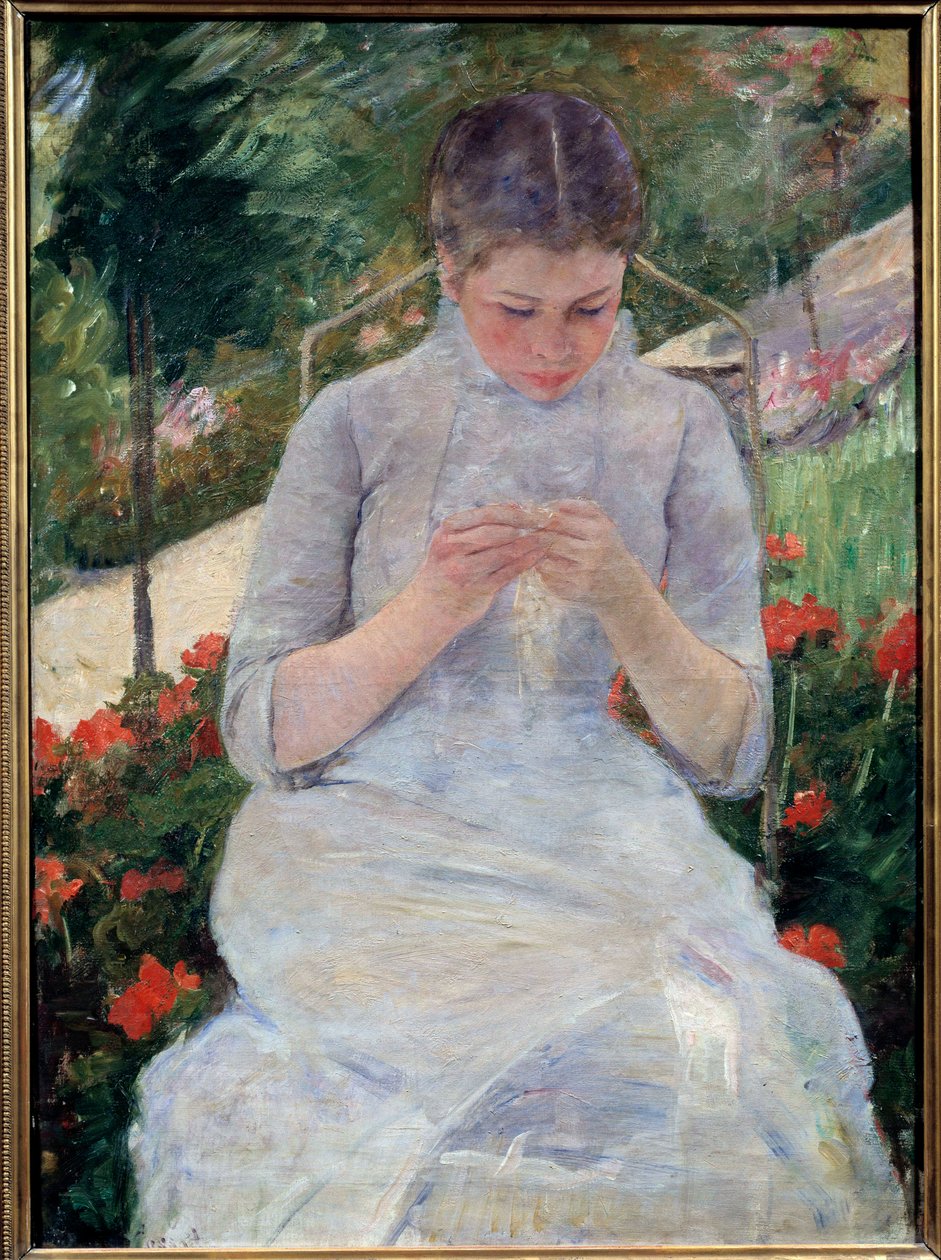 Giovane ragazza nel giardino, detta anche Donna che cuce in un giardino da Mary Stevenson Cassatt