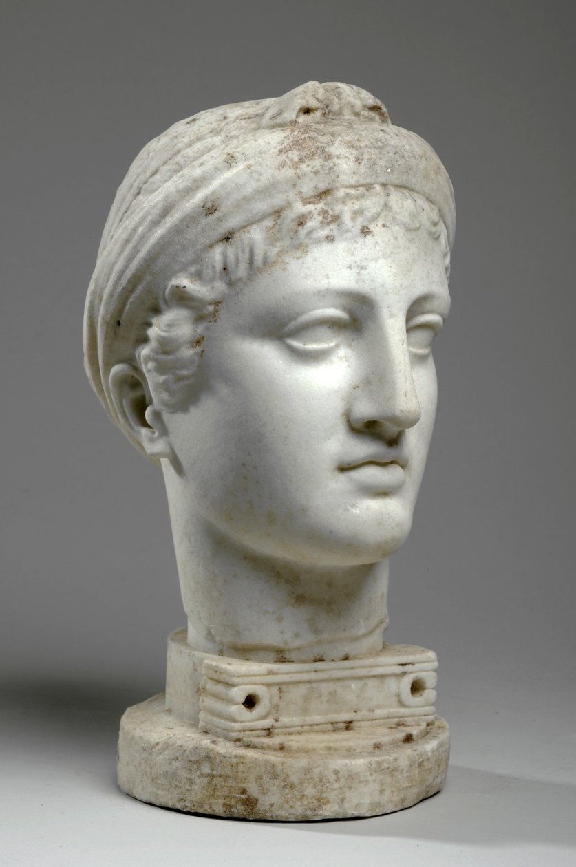 Busto di una donna greca da Mary Thornycroft