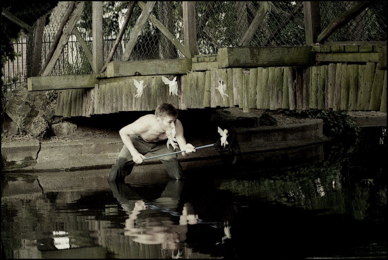 Catturare le fate 2 da Mat Collishaw