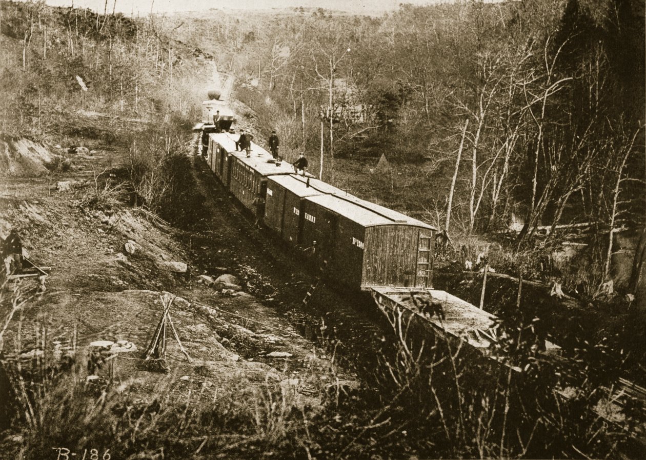 Un treno di rifornimenti dell