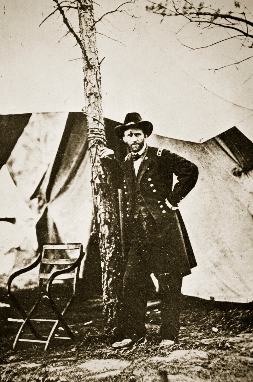 Generale Grant sotto un albero, City Point, 1864 da Mathew B. Brady