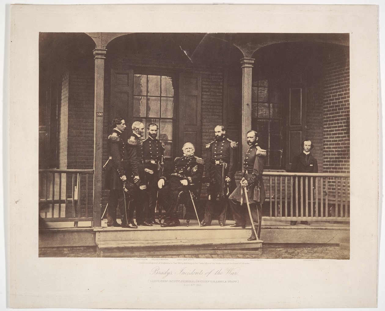 Il tenente generale Scott, comandante in capo dell’Esercito degli Stati Uniti, e il suo stato maggiore da Mathew B. Brady