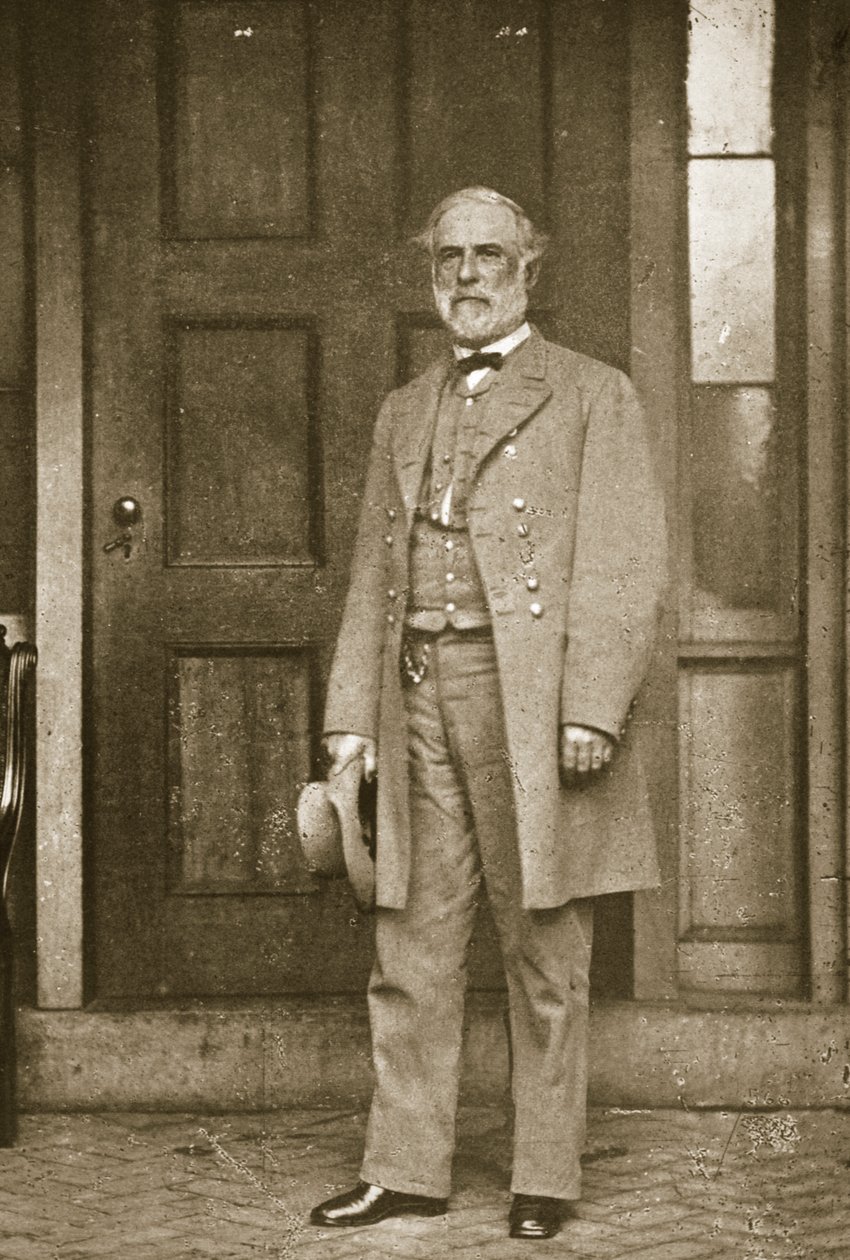 Generale Robert E. Lee fuori dalla sua casa a Richmond, aprile 1865 da Mathew B. Brady