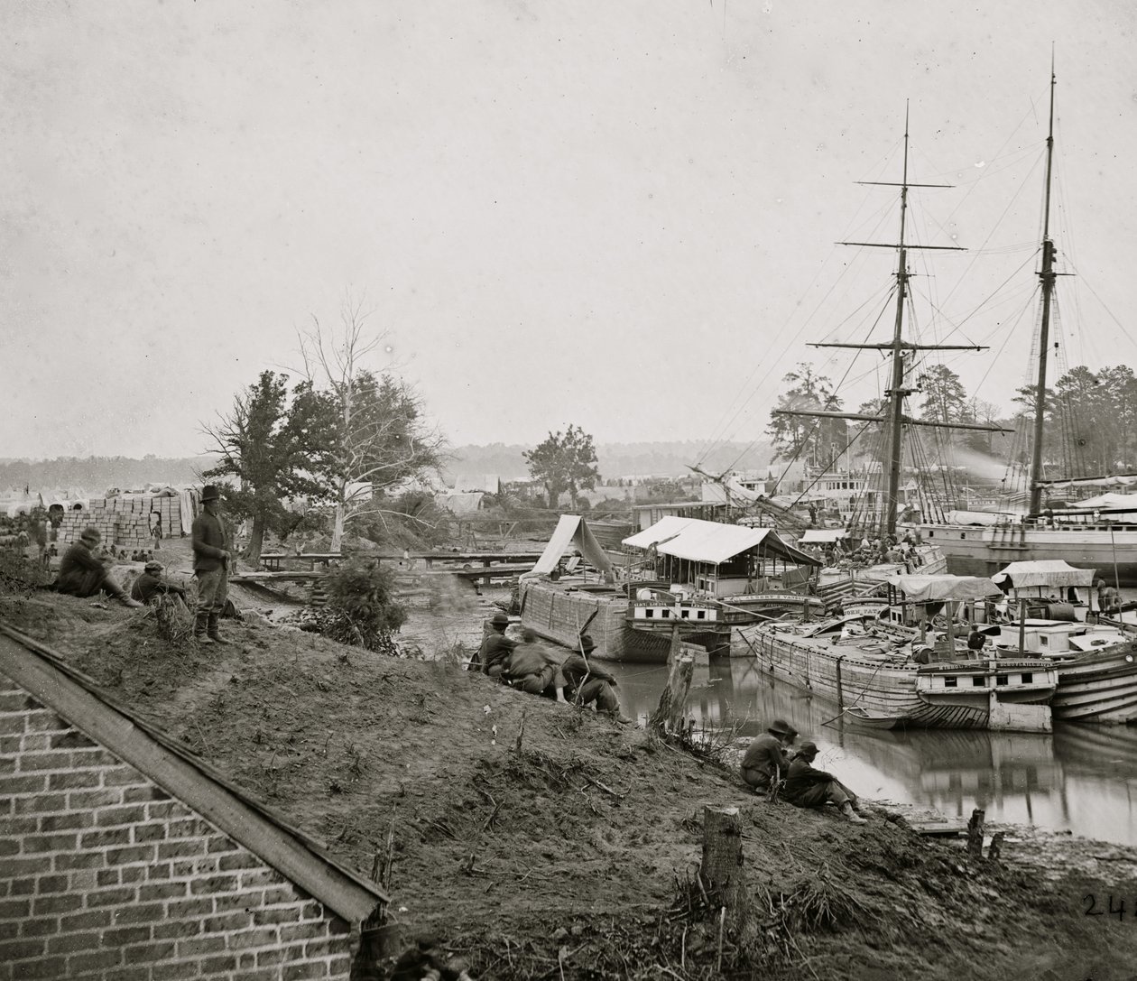 Sbarco alla Casa Bianca sul Pamunkey, 1862 da Mathew B. Brady