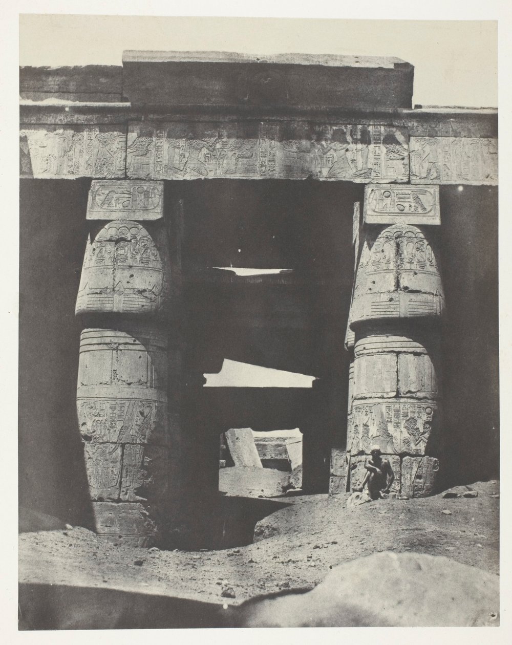 Karnak, Portico del Tempio di Khons; Tebe da Maxime Du Camp