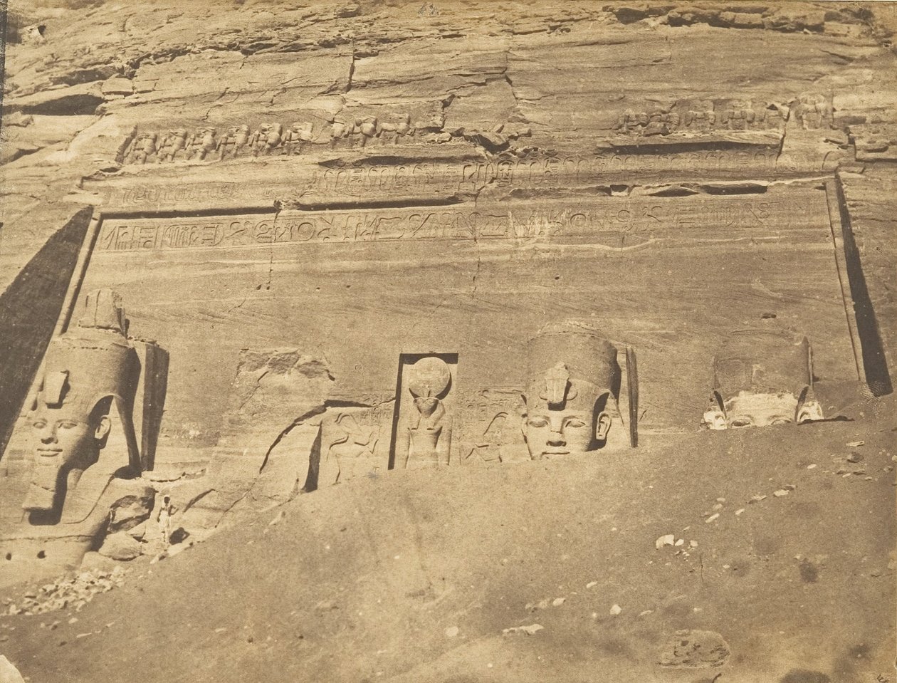 Vue de la façade du Spéos de Phré, ad Abousembil, marzo 1850 da Maxime Du Camp