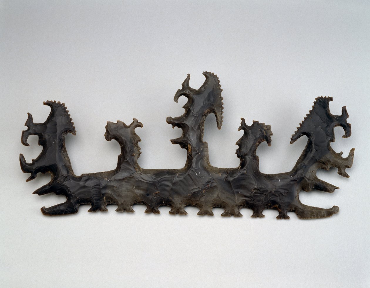 Selce cerimoniale con Dio K e due signori in una canoa con testa di mostro, Guatemala, Tardo Classico, 550-800 da Mayan